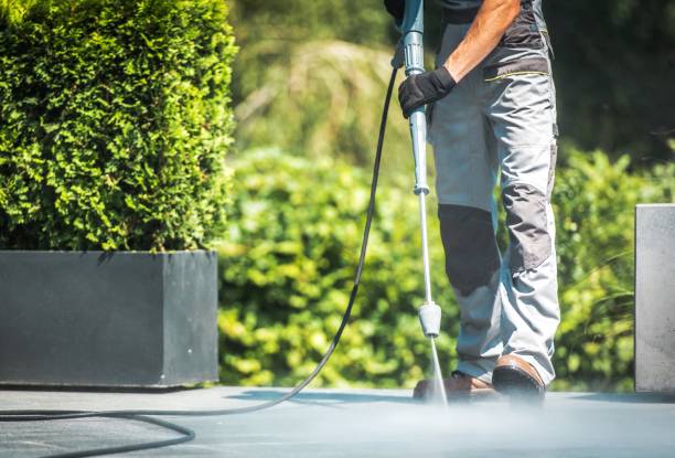 Best Pool Deck Cleaning  in Shell Kno, MO