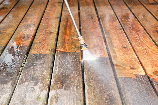 Professional Pressure Washing Services in Shell Kno, MO